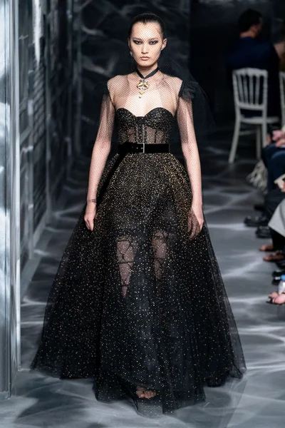 Look 39